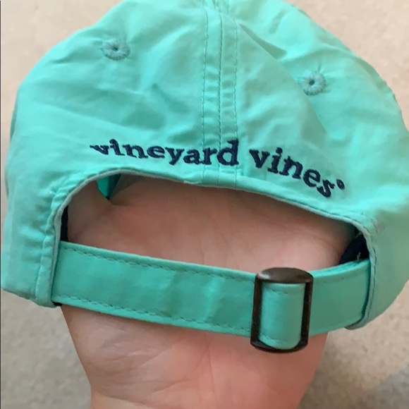 Vineyard Vines Hat - Picture 3 of 5